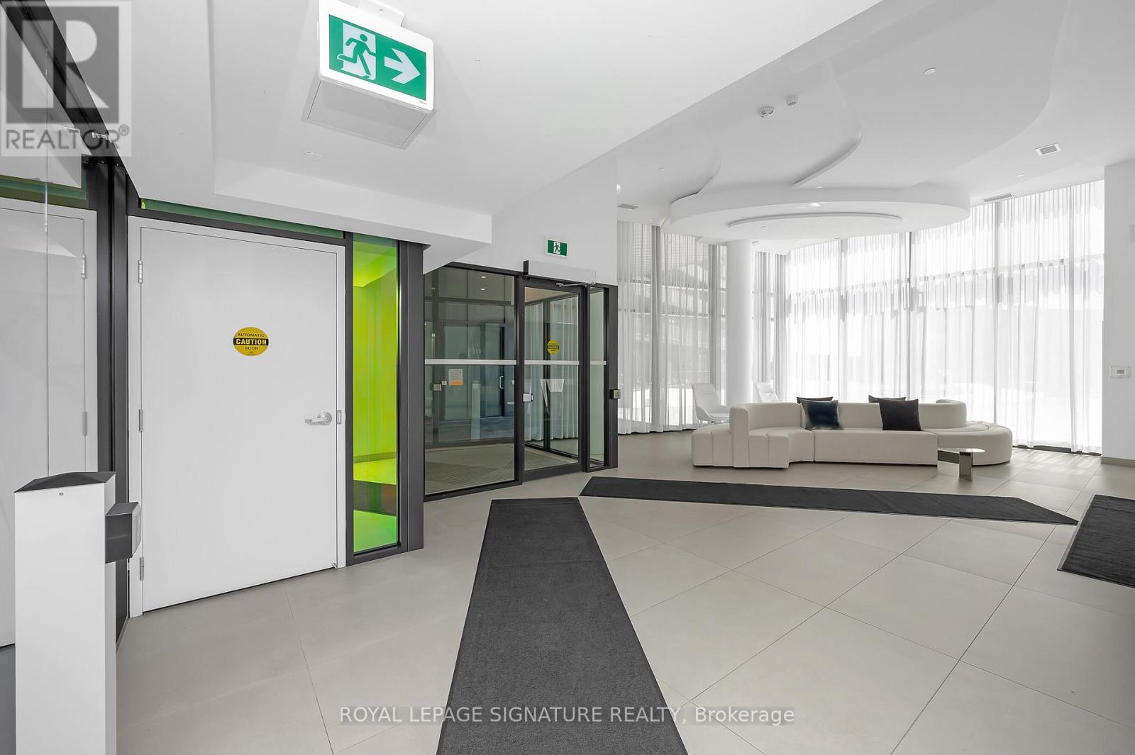 A418 - 3210 Dakota Common, Burlington, Ontario  L7M 2A8 - Photo 5 - W12495388