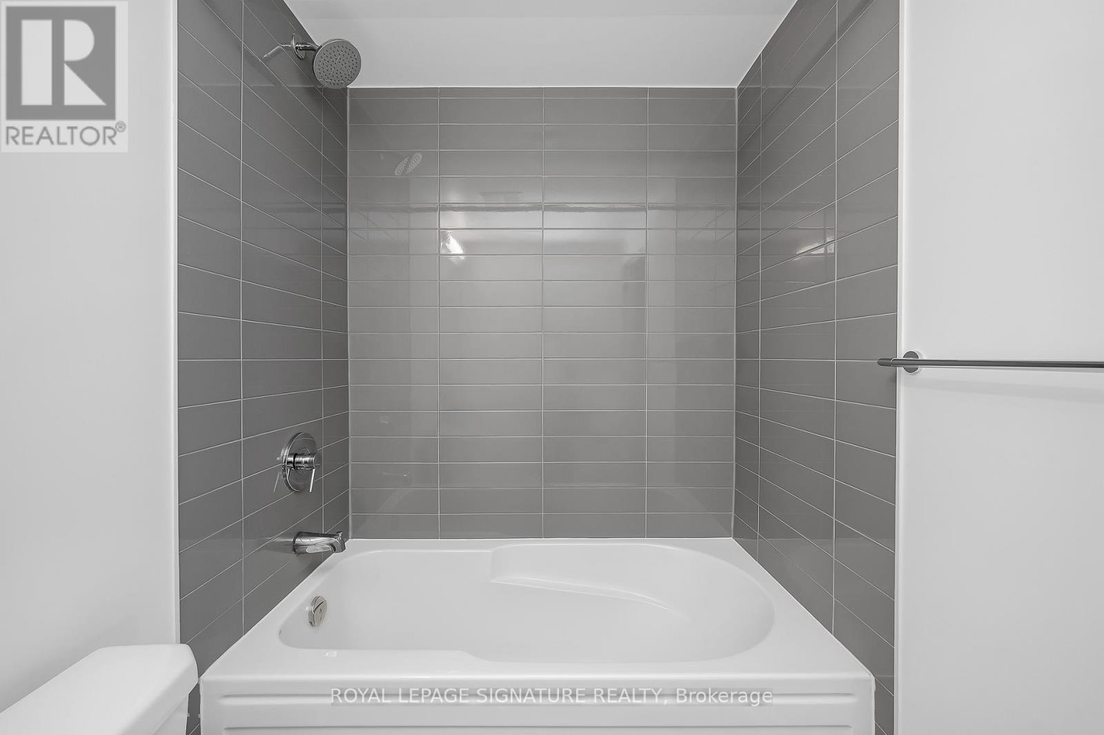 A418 - 3210 Dakota Common, Burlington, Ontario  L7M 2A8 - Photo 9 - W12495388