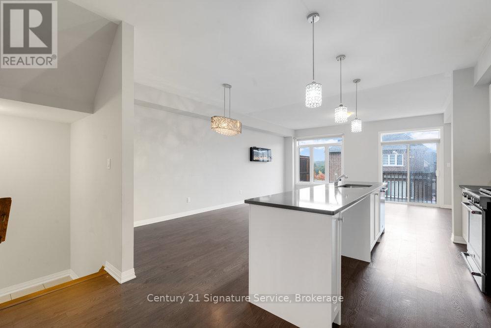 31 Porter Drive, Orangeville, Ontario  L9W 6Z5 - Photo 6 - W12495466