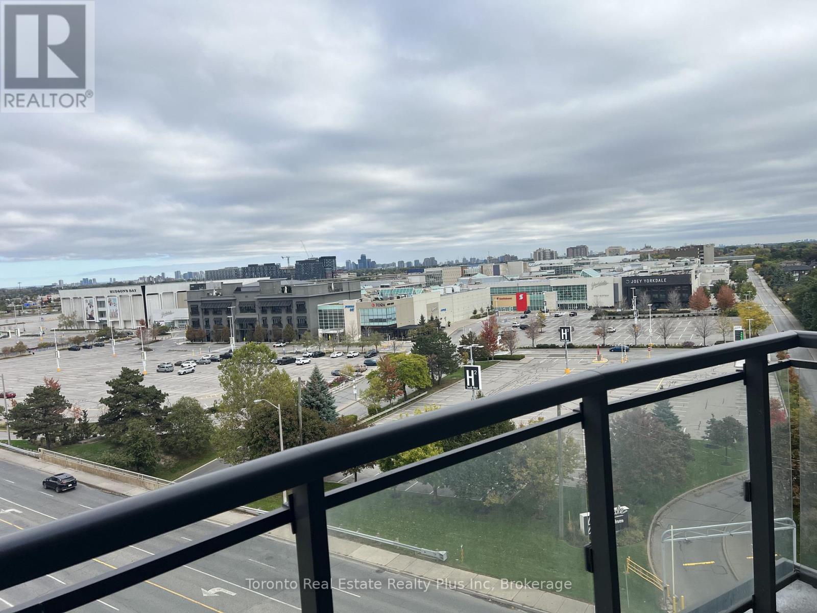 16 Mcadams Avenue, Toronto, Ontario  M6A 0B9 - Photo 23 - W12495512