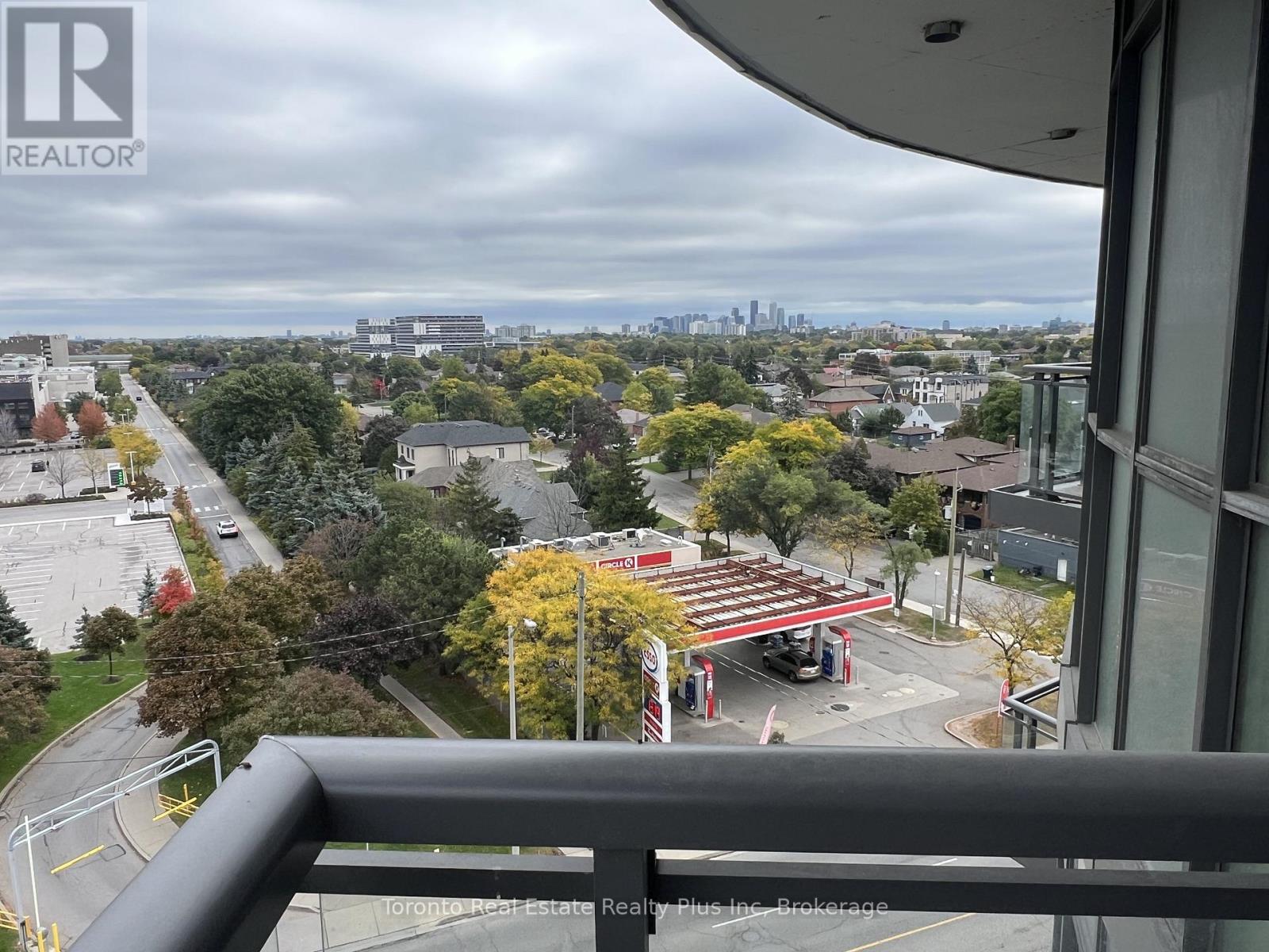 16 Mcadams Avenue, Toronto, Ontario  M6A 0B9 - Photo 26 - W12495512