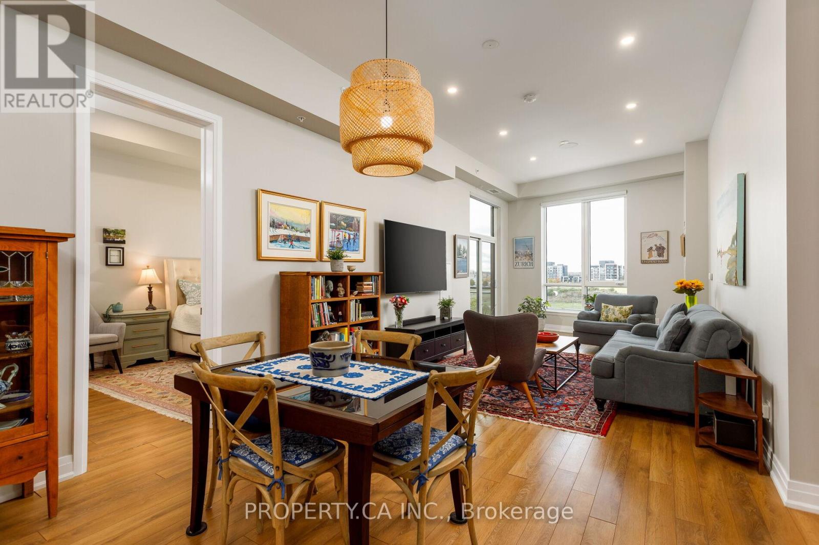 507 - 150 Oak Park Boulevard, Oakville, Ontario  L6H 0E7 - Photo 9 - W12495554