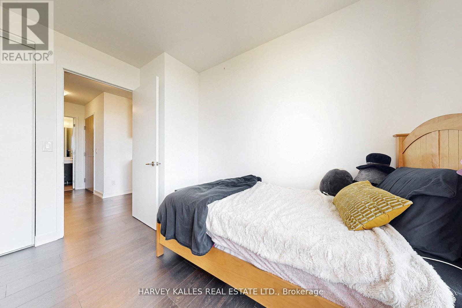 703 - 3100 Keele Street, Toronto, Ontario  M3M 0E1 - Photo 16 - W12495578