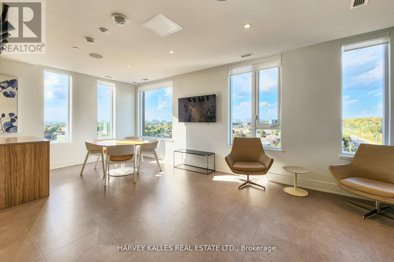 703 - 3100 Keele Street, Toronto, Ontario  M3M 0E1 - Photo 24 - W12495578