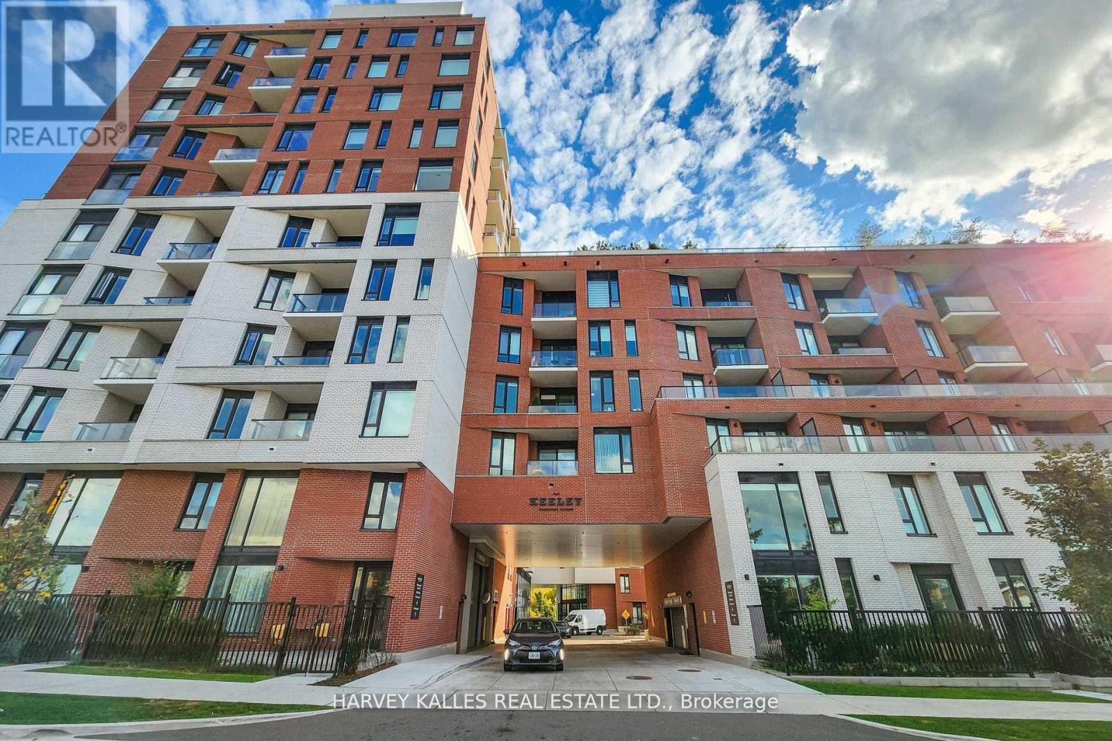 703 - 3100 Keele Street, Toronto, Ontario  M3M 0E1 - Photo 3 - W12495578