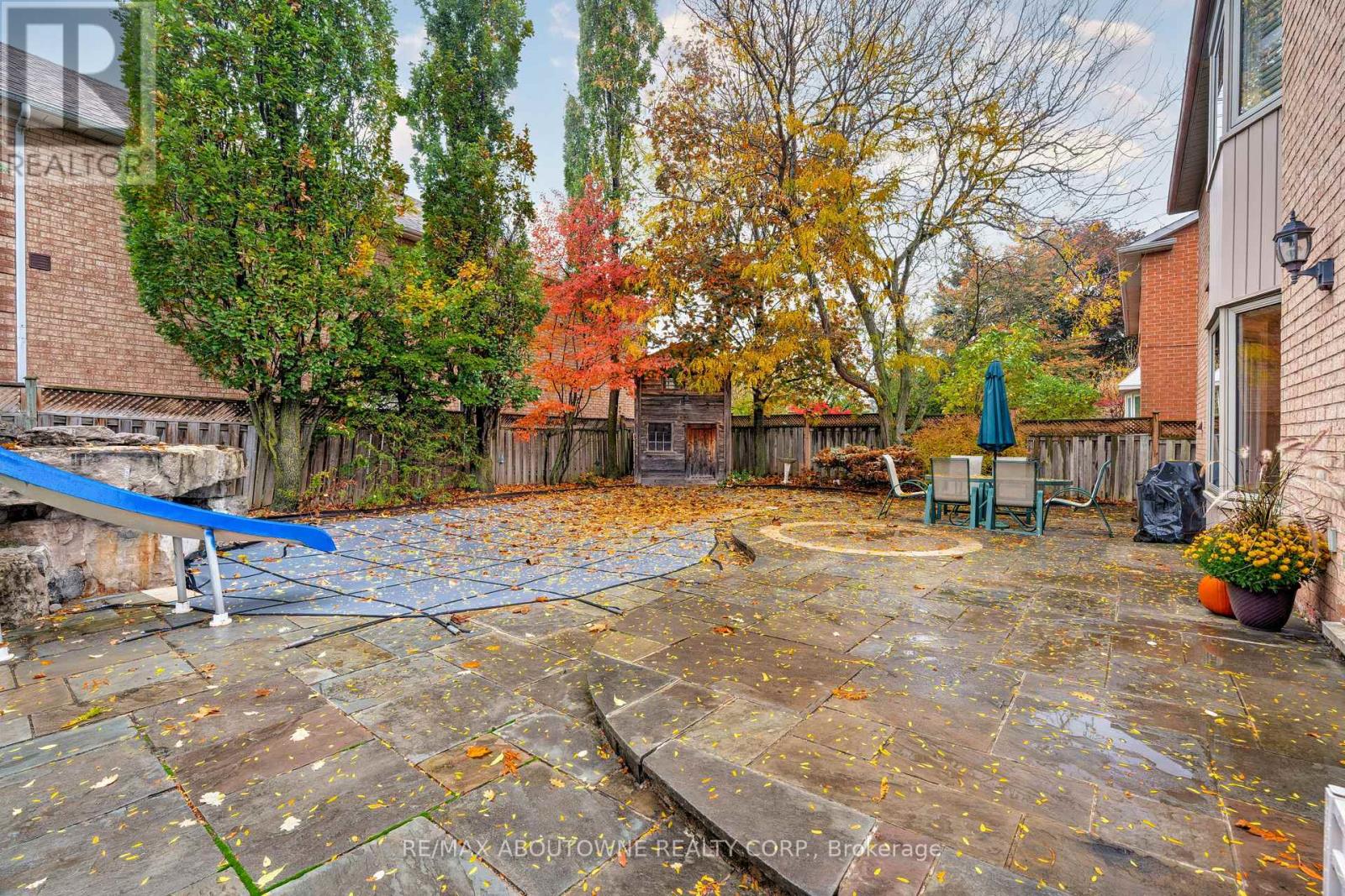 1586 Heritage Way, Oakville, Ontario  L6M 2Z5 - Photo 43 - W12495660