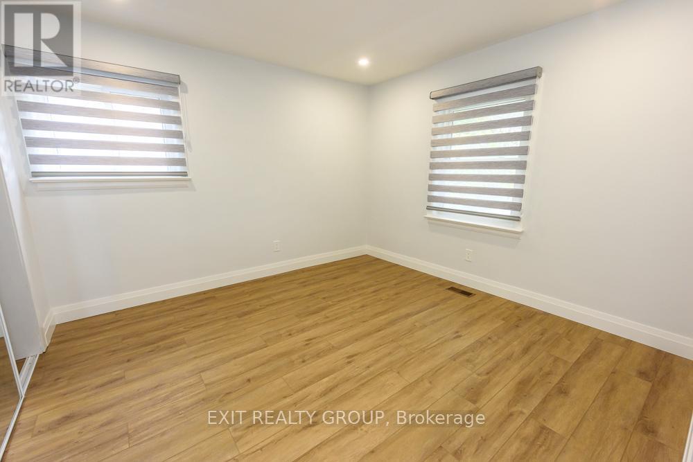 250 Ashley Street, Belleville, Ontario K0K 2B0 - Photo 15 - X12495826