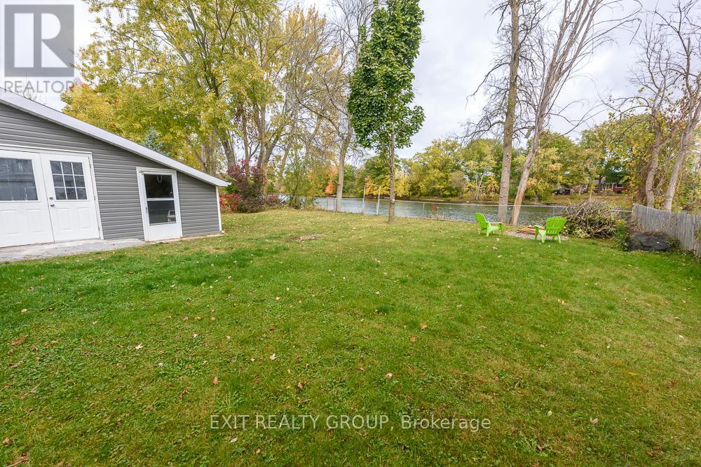 250 Ashley Street, Belleville, Ontario K0K 2B0 - Photo 26 - X12495826