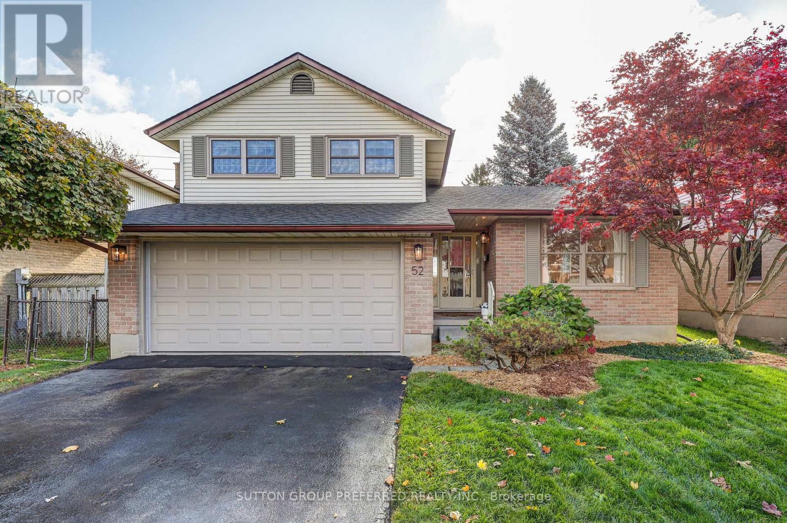 52 BEXHILL DRIVE, London South, Ontario