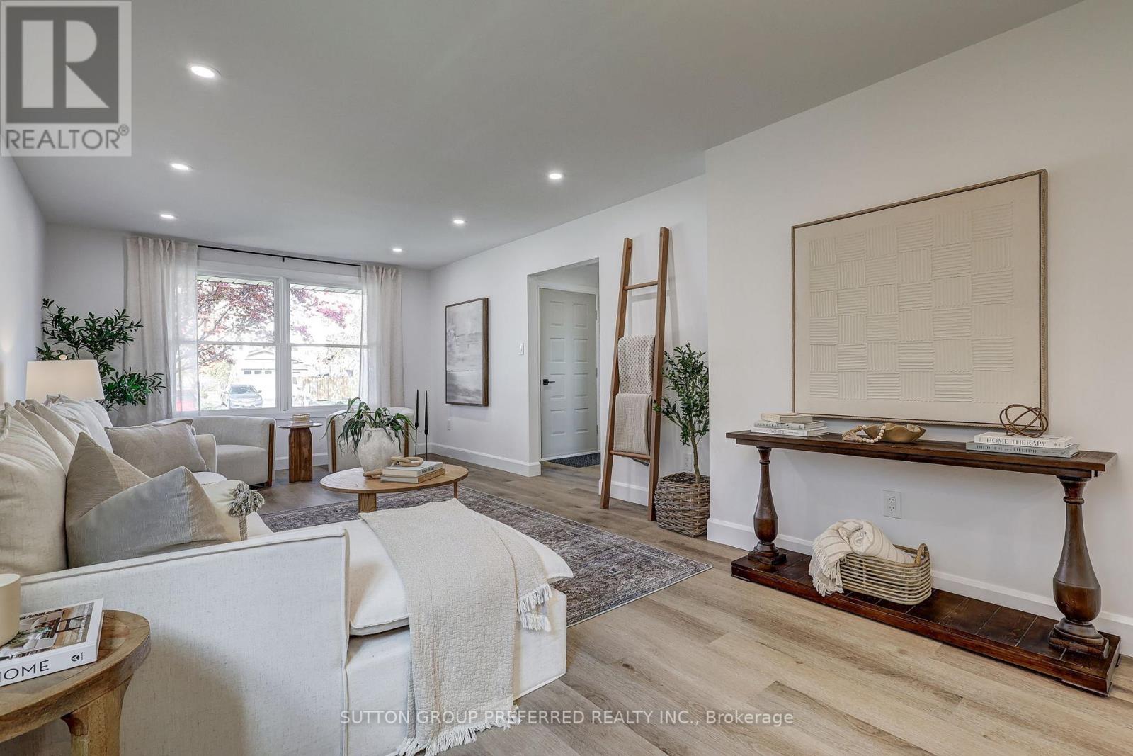 52 Bexhill Drive, London South, Ontario  N6E 1X2 - Photo 18 - X12495694