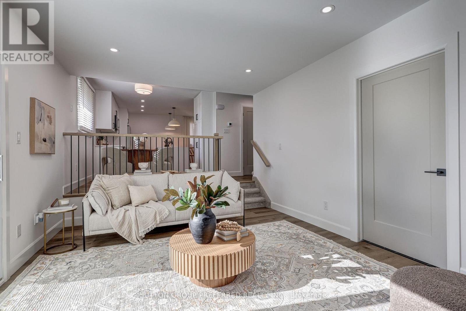 52 Bexhill Drive, London South, Ontario  N6E 1X2 - Photo 37 - X12495694