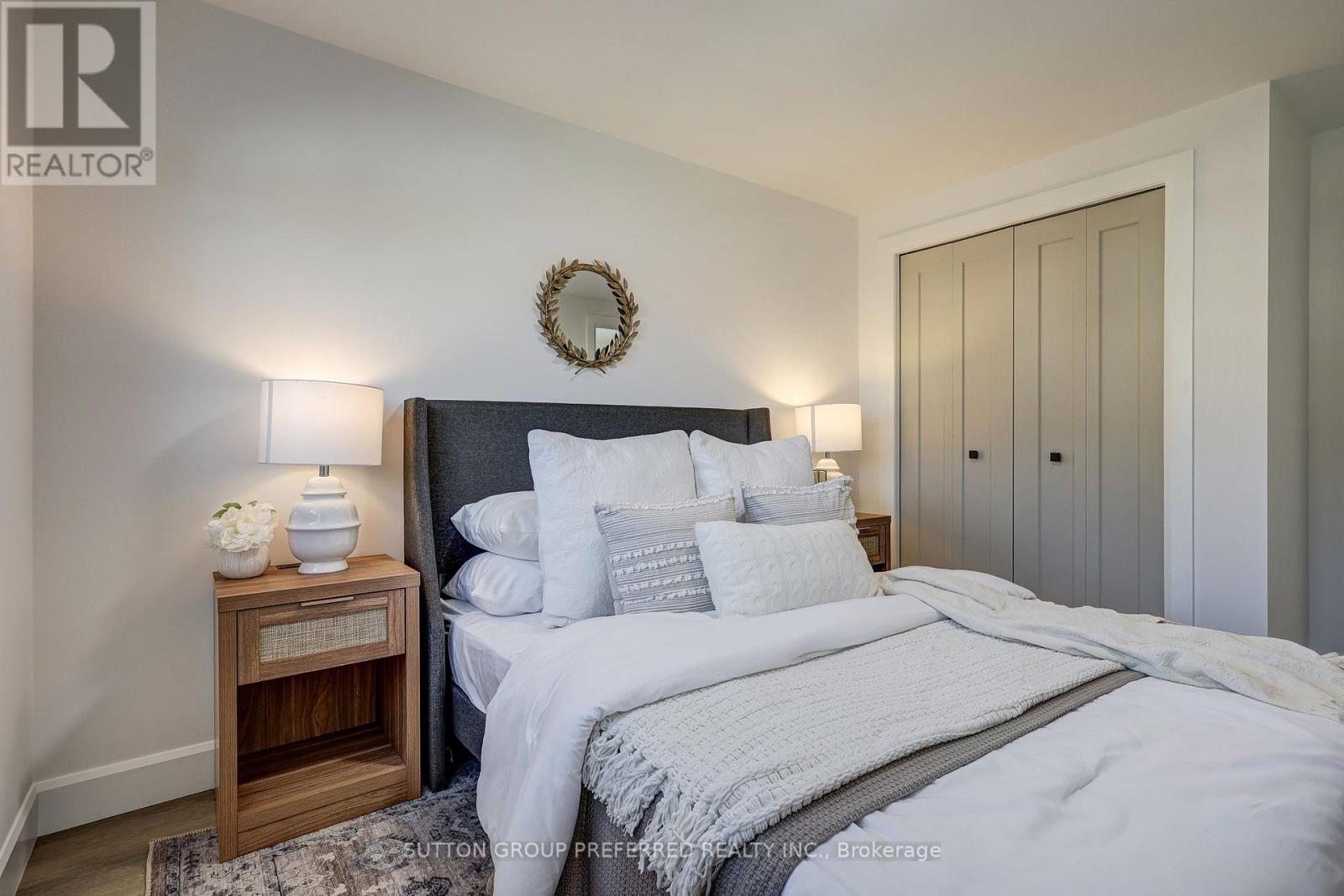 52 Bexhill Drive, London South, Ontario  N6E 1X2 - Photo 44 - X12495694