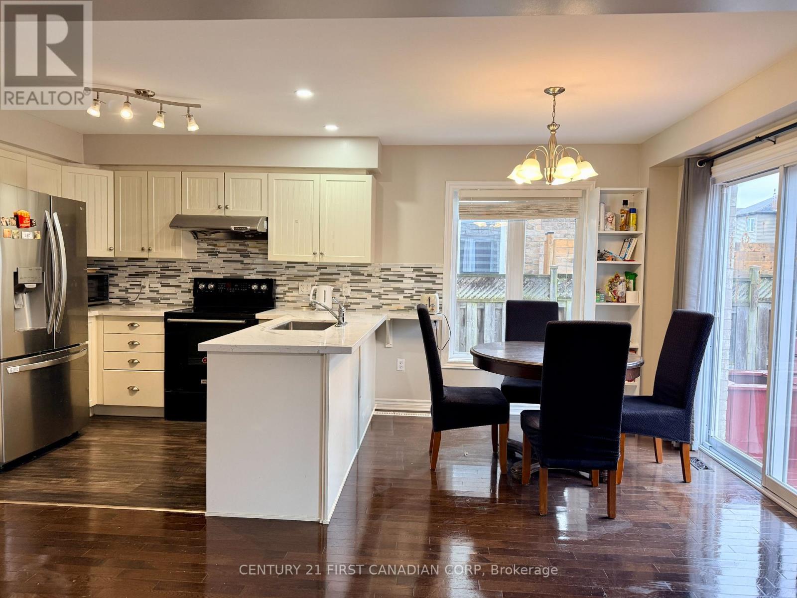 861 Oakcrossing Road, London North, Ontario  N6H 0A4 - Photo 18 - X12495712