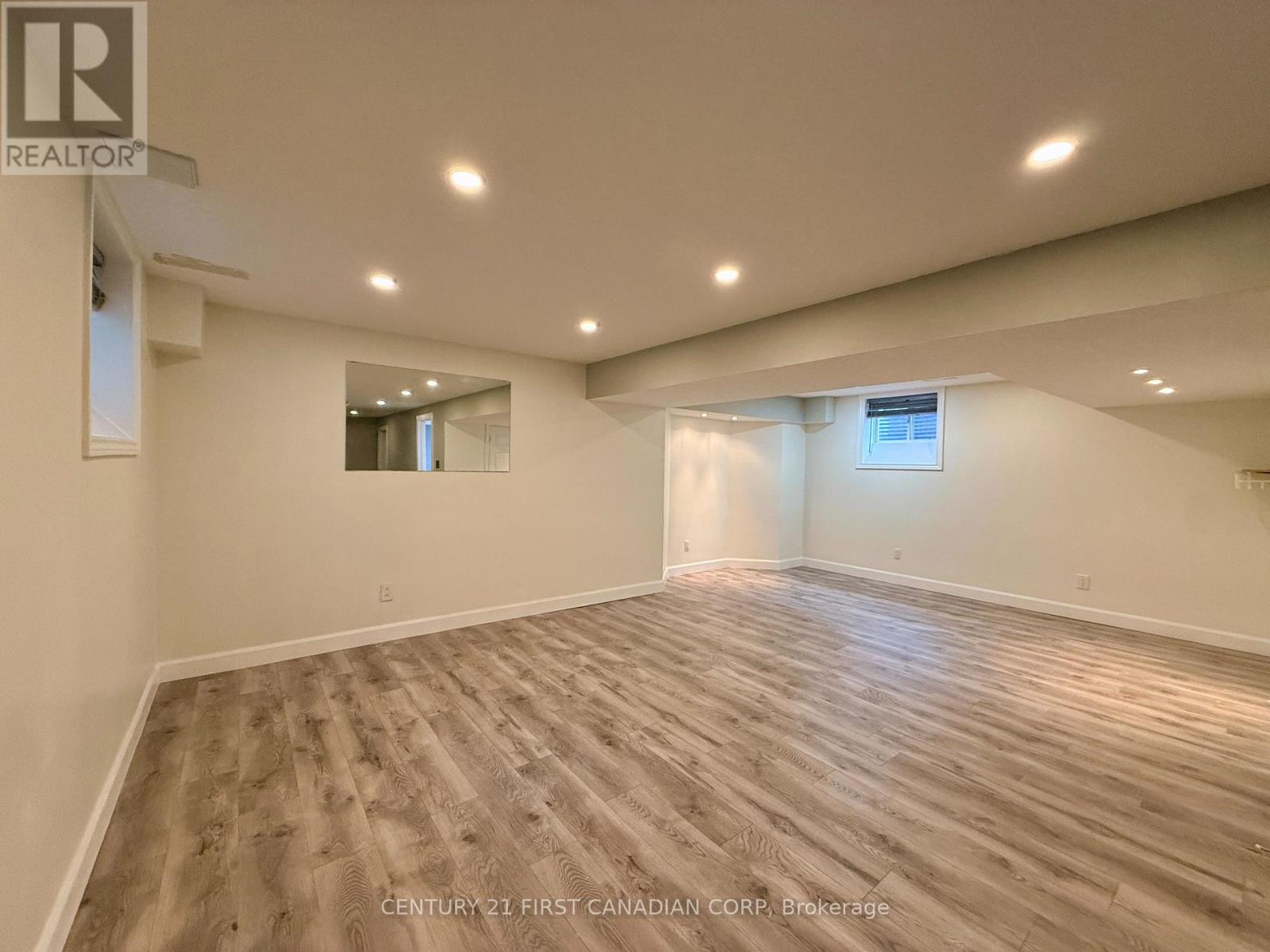 861 Oakcrossing Road, London North, Ontario  N6H 0A4 - Photo 30 - X12495712