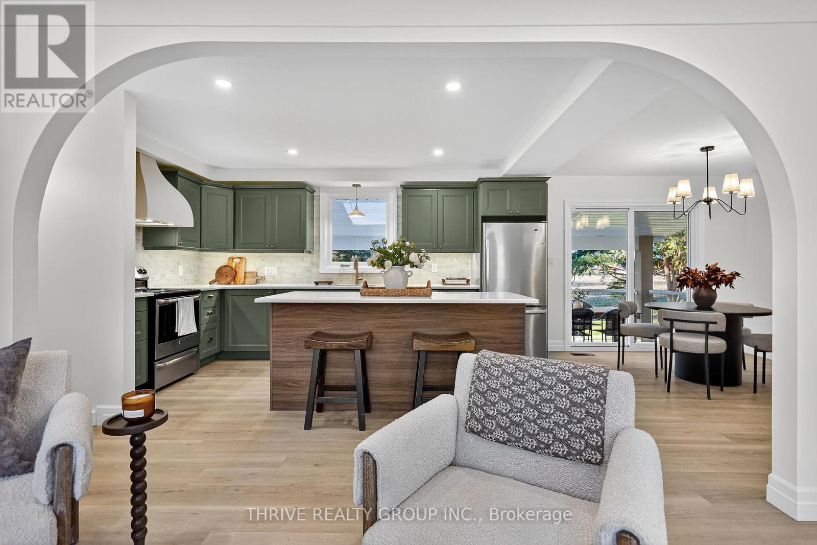 22639 Troops Road, Strathroy-Caradoc, Ontario  N0L 1W0 - Photo 8 - X12495762