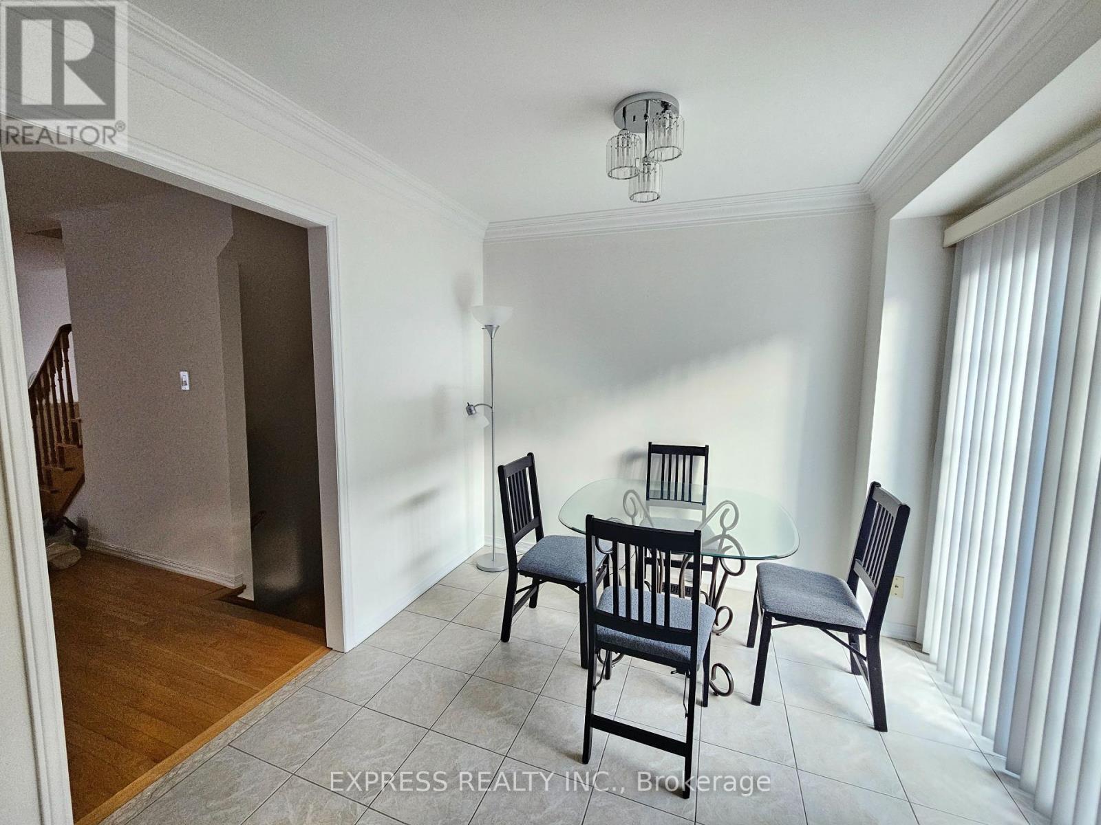 104 Prince Charles Way, Markham (Berczy), Ontario  L6C 0B5 - Photo 17 - N12454412