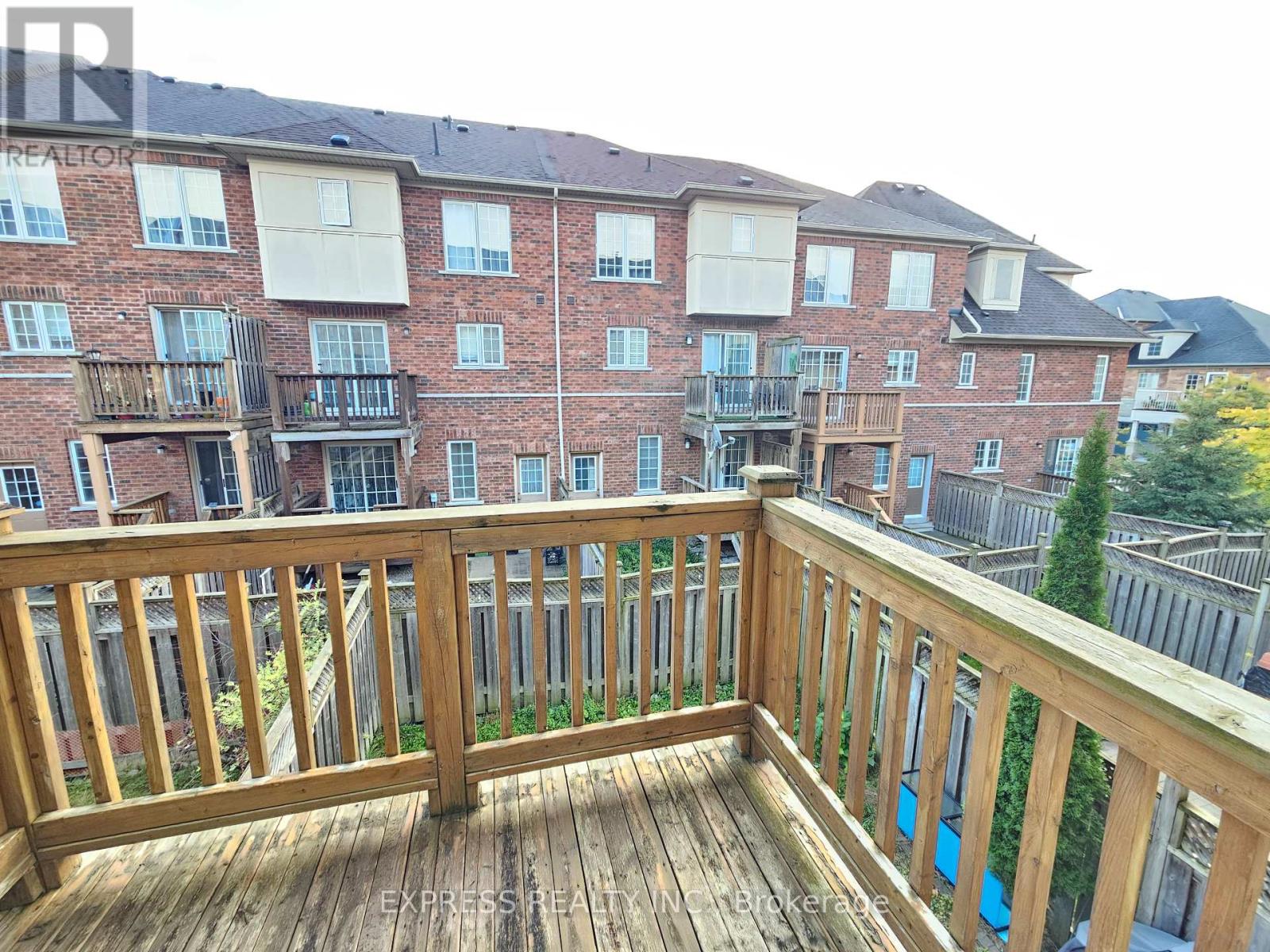 104 Prince Charles Way, Markham (Berczy), Ontario  L6C 0B5 - Photo 18 - N12454412