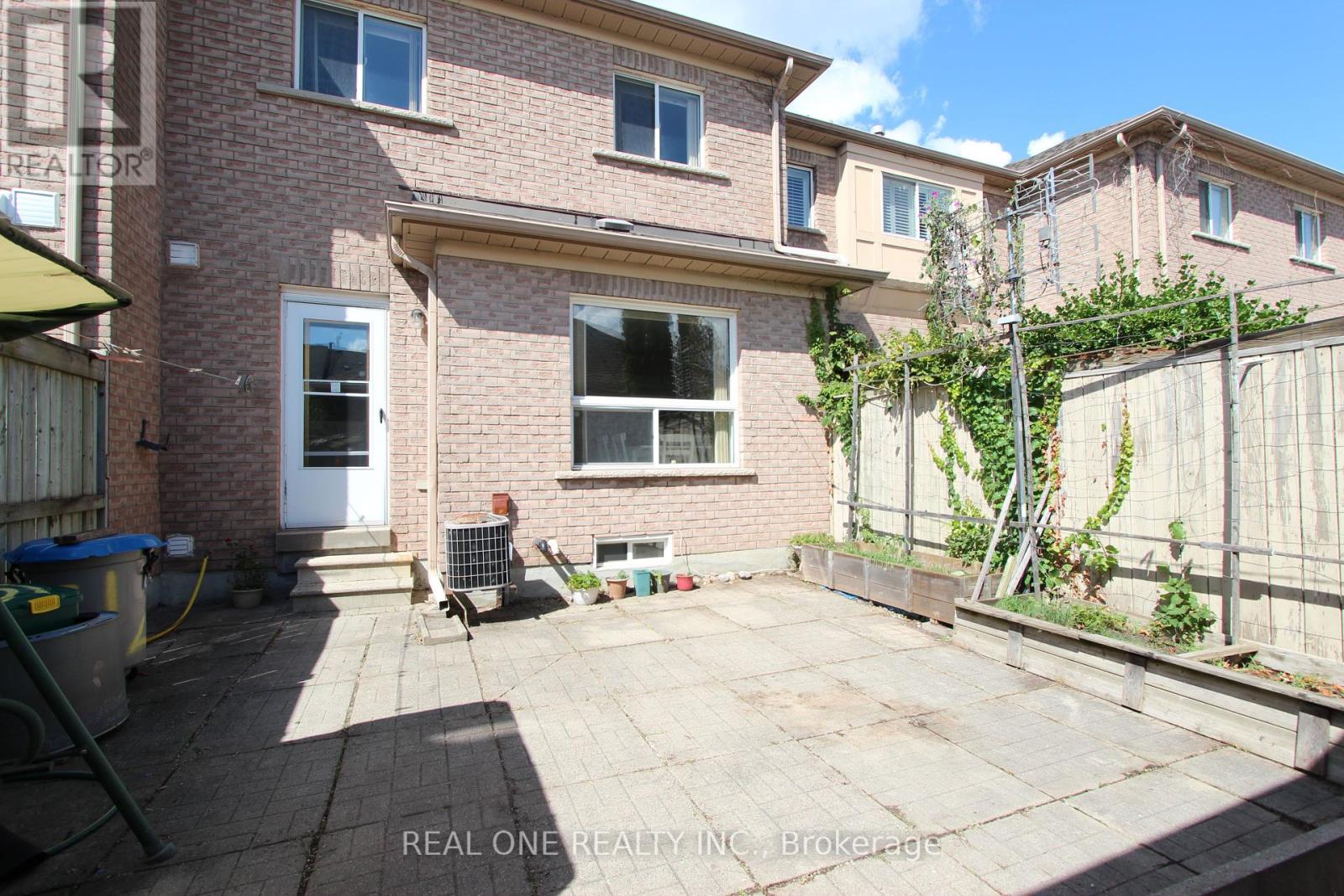 51 Forest Run Boulevard, Vaughan, Ontario  L4K 5J7 - Photo 25 - N12363901