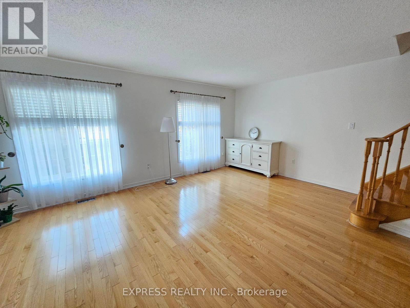 104 Prince Charles Way, Markham (Berczy), Ontario  L6C 0B5 - Photo 21 - N12454412