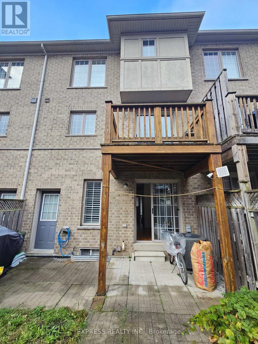 104 Prince Charles Way, Markham (Berczy), Ontario  L6C 0B5 - Photo 33 - N12454412