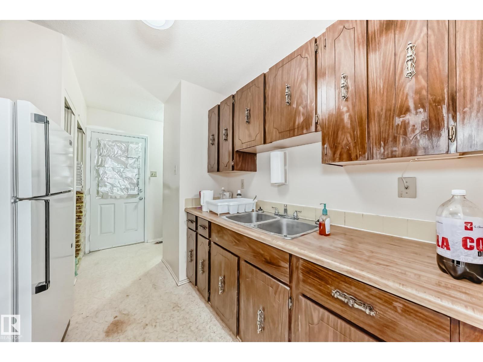 15235 54 St Nw, Edmonton, Alberta  T5A 3N9 - Photo 5 - E4464170