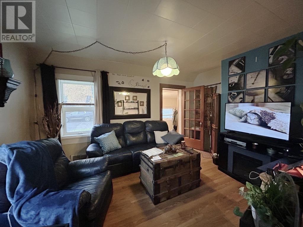 563 Church Street, Fort Frances, Ontario P9A 1E5 - Photo 9 - TB253356