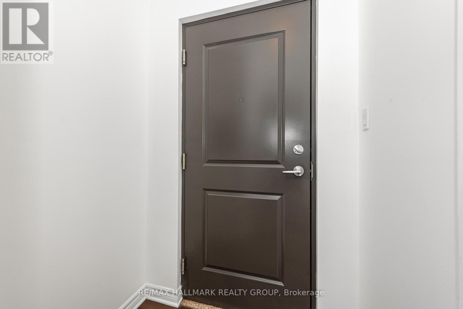 103 - 429 Kent Street, Ottawa, Ontario  K2P 1B5 - Photo 7 - X12495706