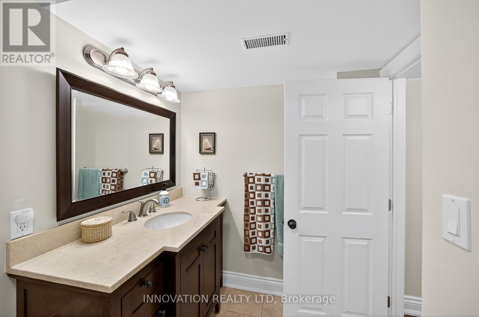 55 Terry Fox Drive, Carleton Place, Ontario  K7C 4G4 - Photo 30 - X12495722