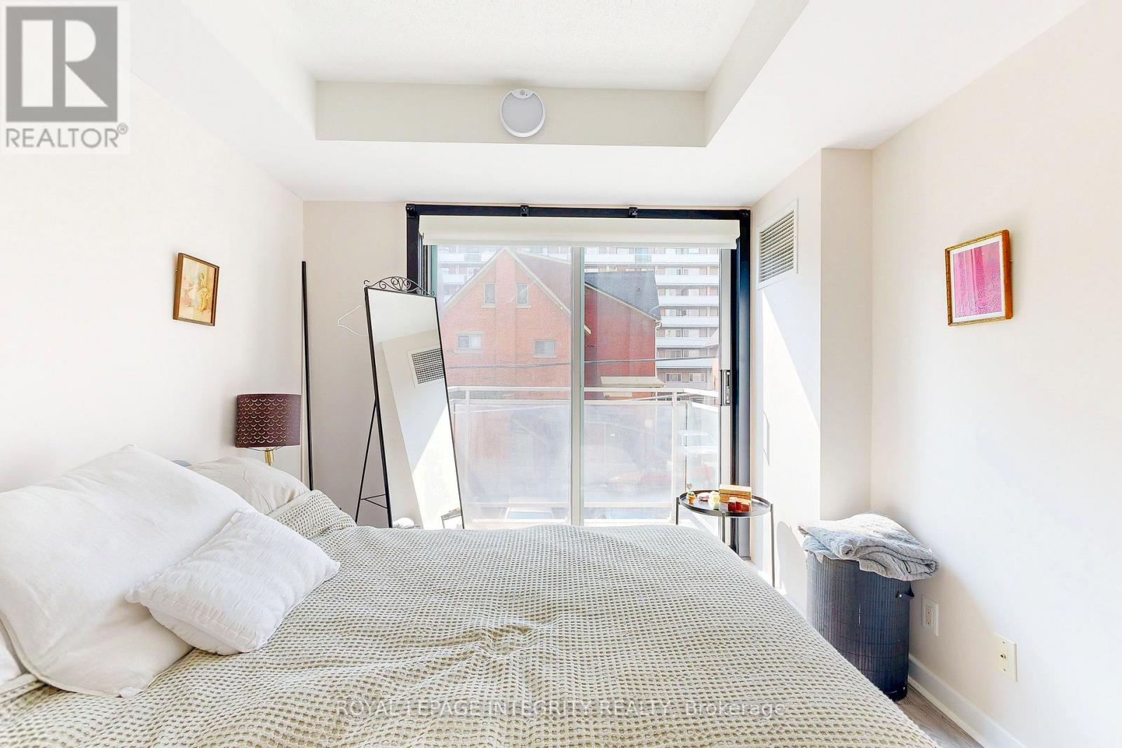 203 - 138 Somerset Street W, Ottawa, Ontario  K2P 0A3 - Photo 17 - X12495802