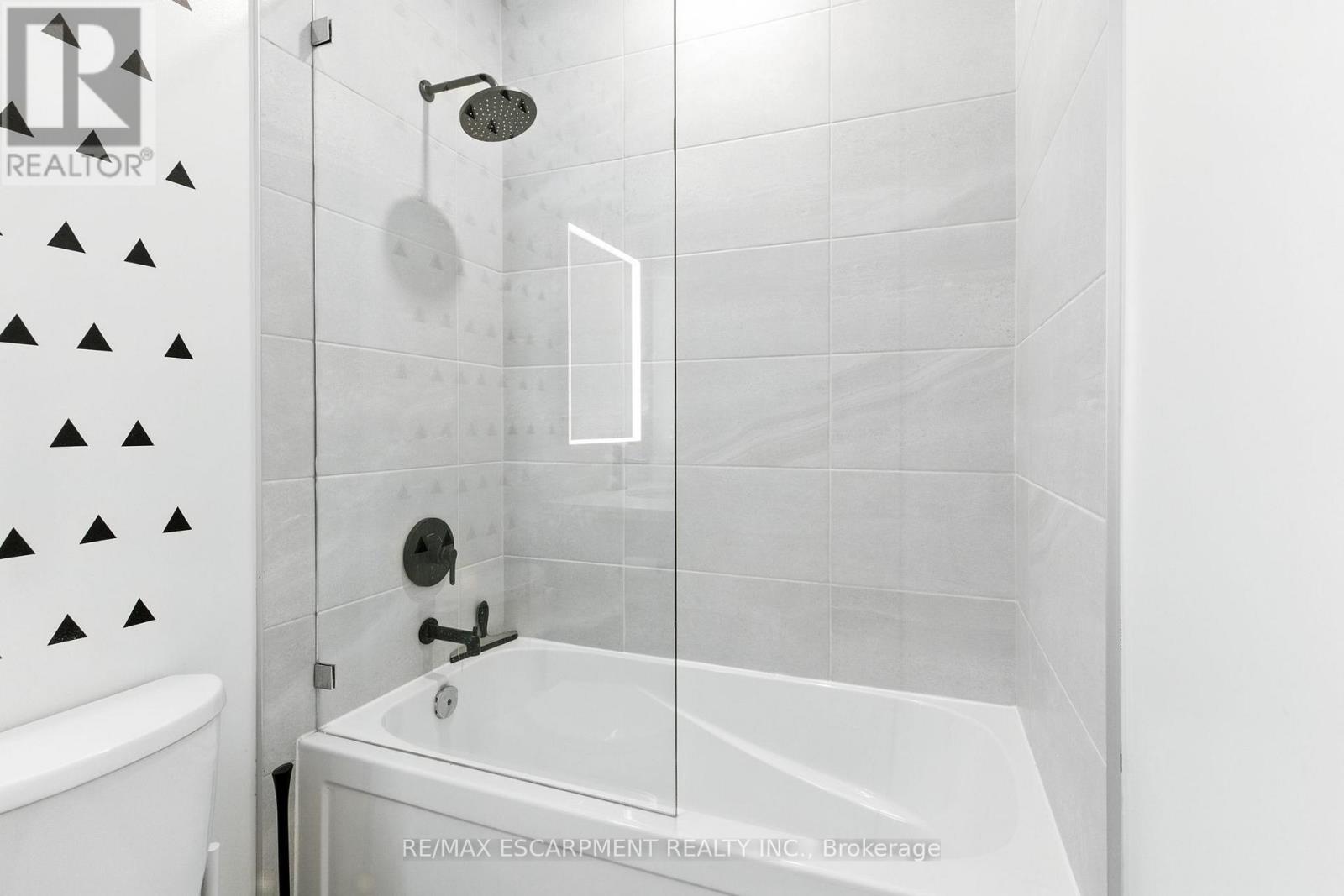 523 - 118 King Street E, Hamilton, Ontario  L8N 0A9 - Photo 24 - X12495458