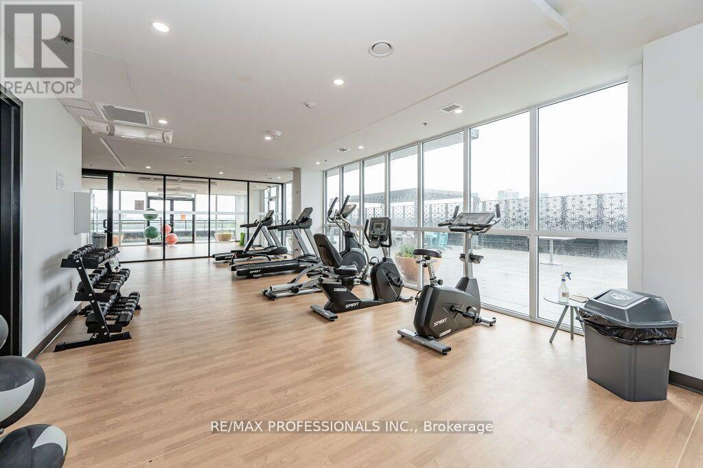 903 - 60 Charles Street W, Kitchener, Ontario  N2G 0C9 - Photo 15 - X12495638