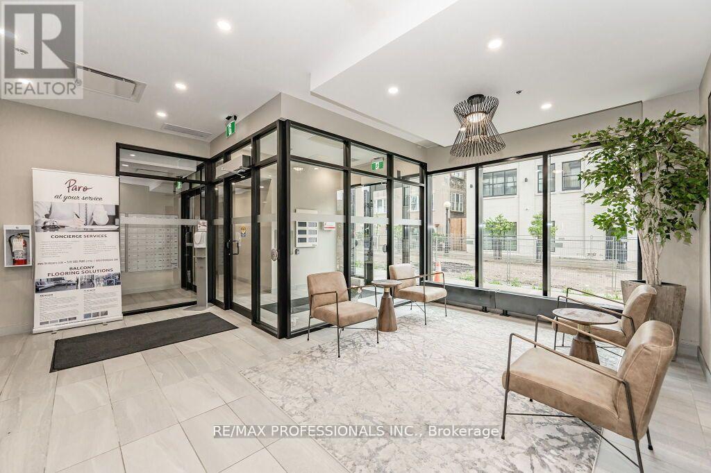 903 - 60 Charles Street W, Kitchener, Ontario  N2G 0C9 - Photo 4 - X12495638