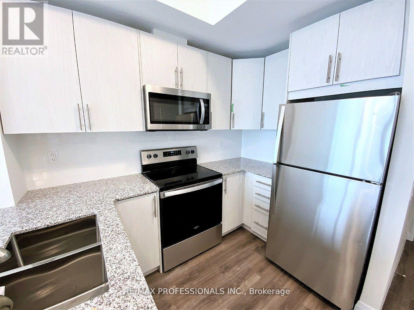 903 - 60 Charles Street W, Kitchener, Ontario  N2G 0C9 - Photo 9 - X12495638