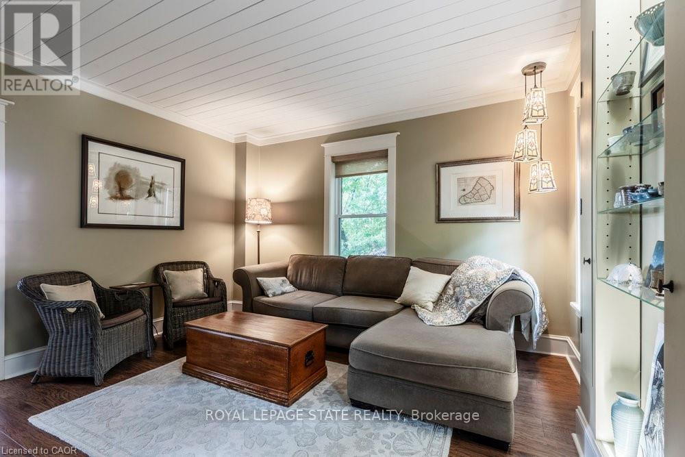 210 Charlton Avenue E, Hamilton, Ontario  L8N 1Z1 - Photo 11 - X12495662