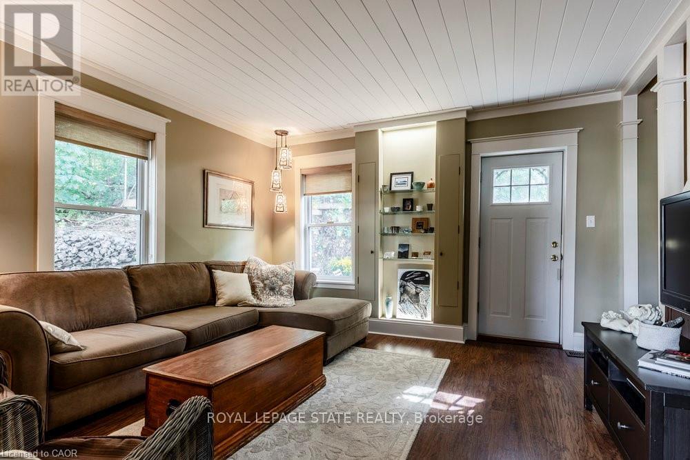 210 Charlton Avenue E, Hamilton, Ontario  L8N 1Z1 - Photo 13 - X12495662