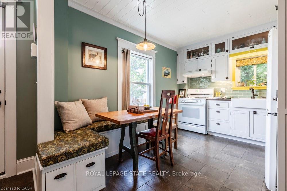 210 Charlton Avenue E, Hamilton, Ontario  L8N 1Z1 - Photo 6 - X12495662