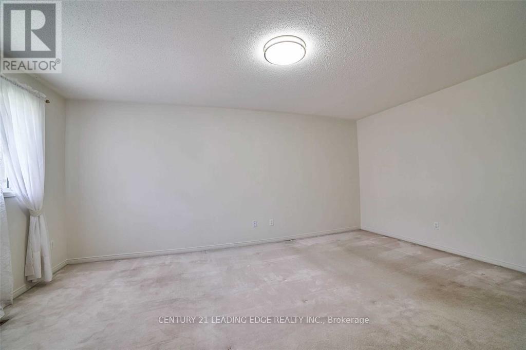 16 Windom Road, Toronto, Ontario  M3C 3X4 - Photo 8 - C12472490