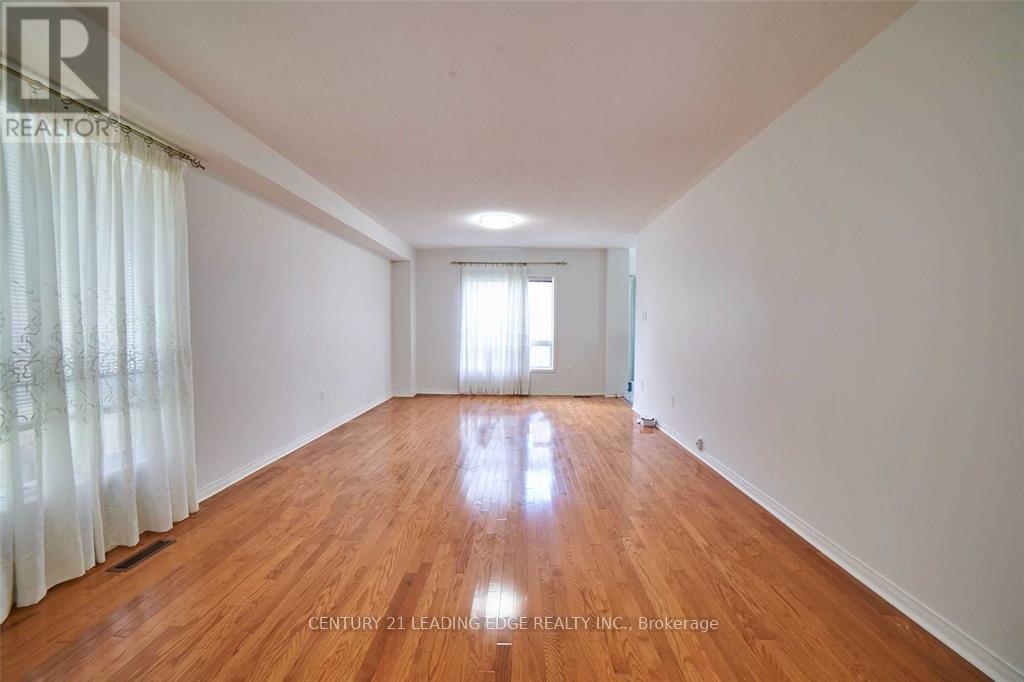 16 Windom Road, Toronto, Ontario  M3C 3X4 - Photo 3 - C12472490