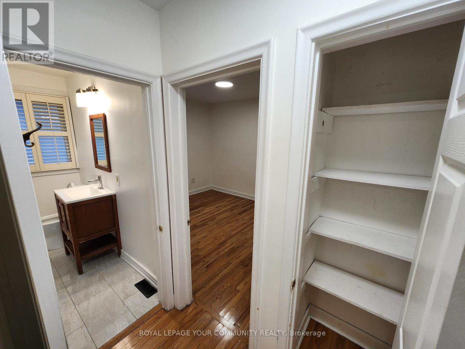 394 Paliser Crescent N, Richmond Hill, Ontario  L4C 1R6 - Photo 13 - N12423103