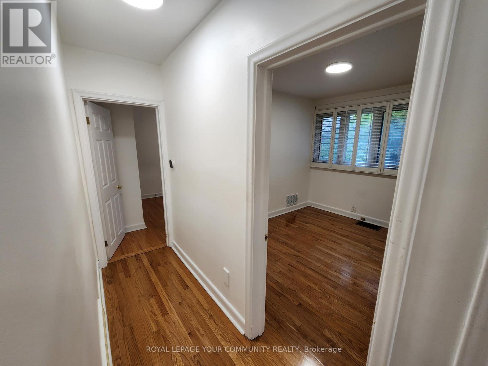 394 Paliser Crescent N, Richmond Hill, Ontario  L4C 1R6 - Photo 21 - N12423103