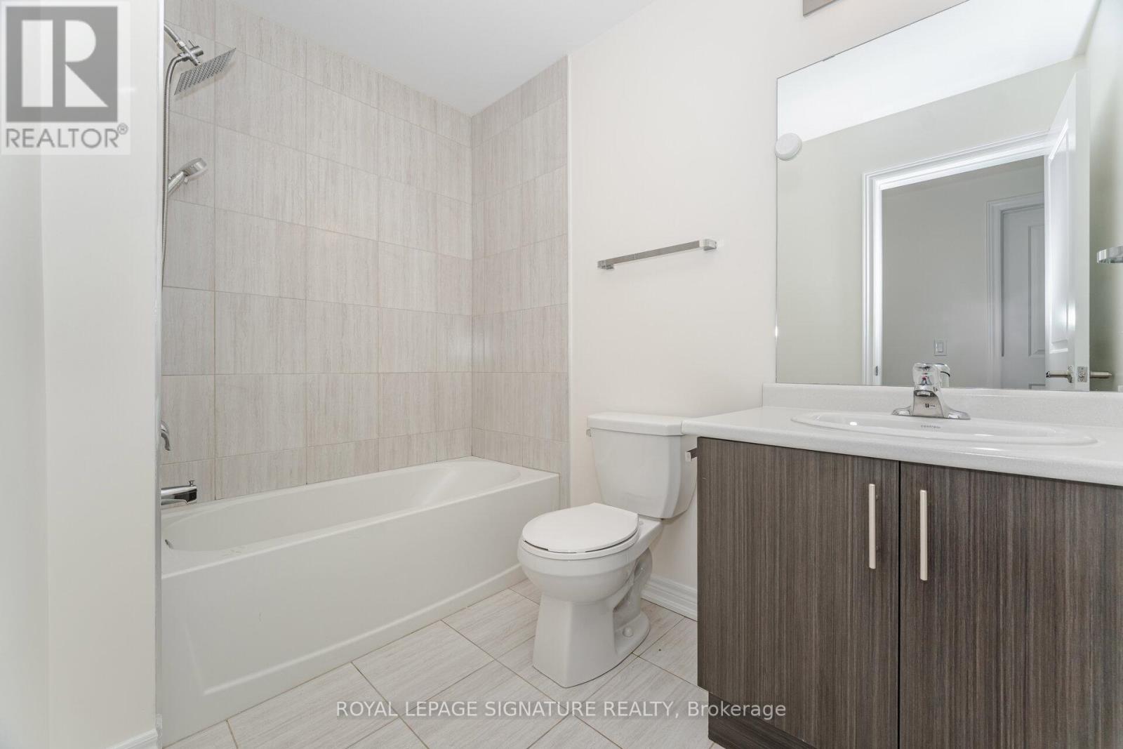 5 Ridgeside Lane, Hamilton, Ontario  L8B 1W5 - Photo 6 - X12495168