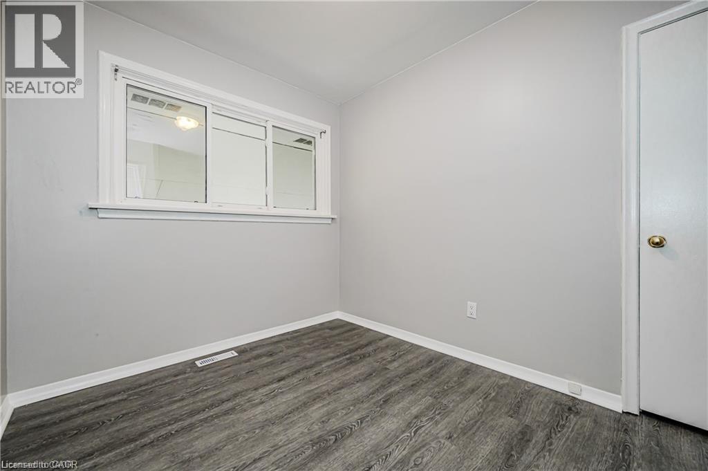 16 Huntington Avenue Unit# Main, Hamilton, Ontario  L8T 1X6 - Photo 13 - 40784568