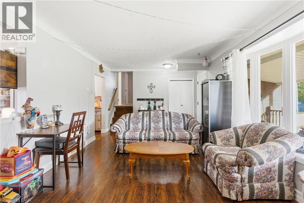 143 Aberdeen Street, Fort Erie, Ontario  L2A 3Y4 - Photo 6 - 40784449