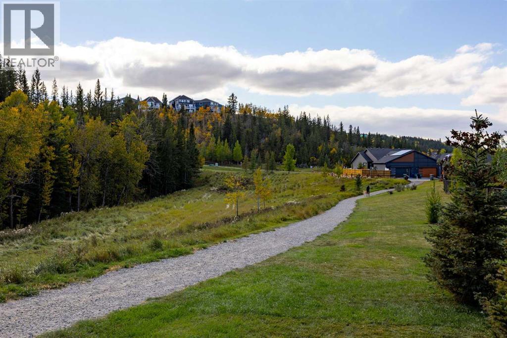 84 Riviera Court, Cochrane, Alberta  T4C 2V8 - Photo 4 - A2260260