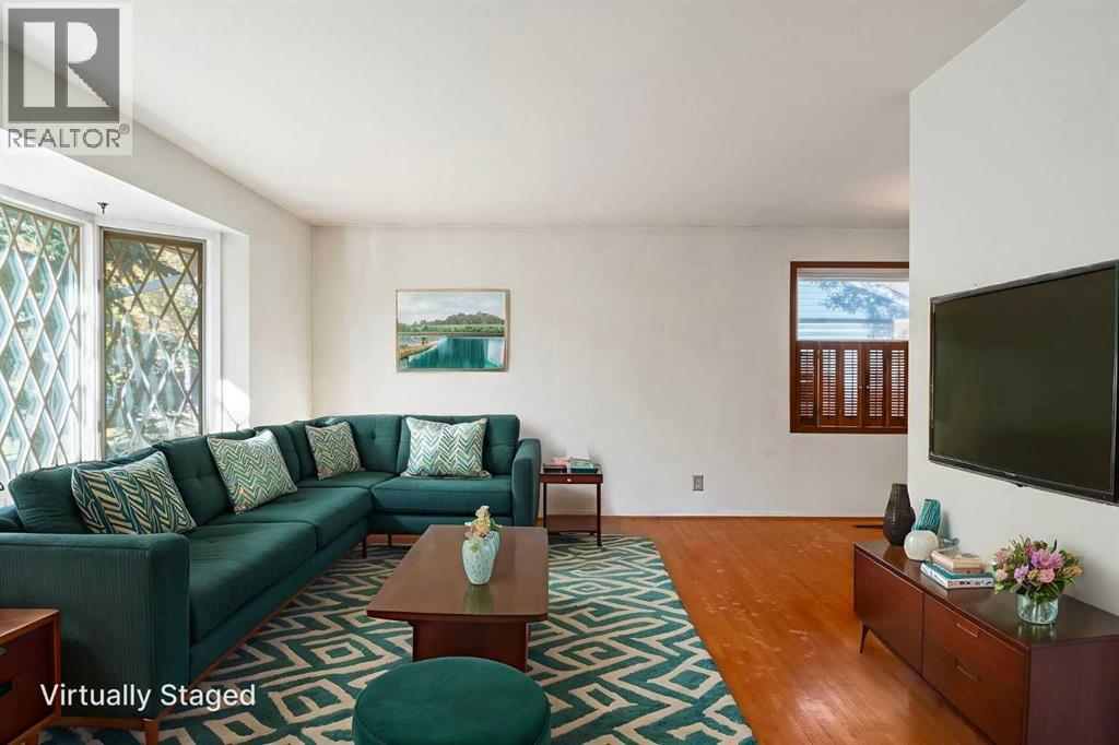 5316 Thorncliffe Drive Nw, Calgary, Alberta  T2K 2Z3 - Photo 4 - A2264598