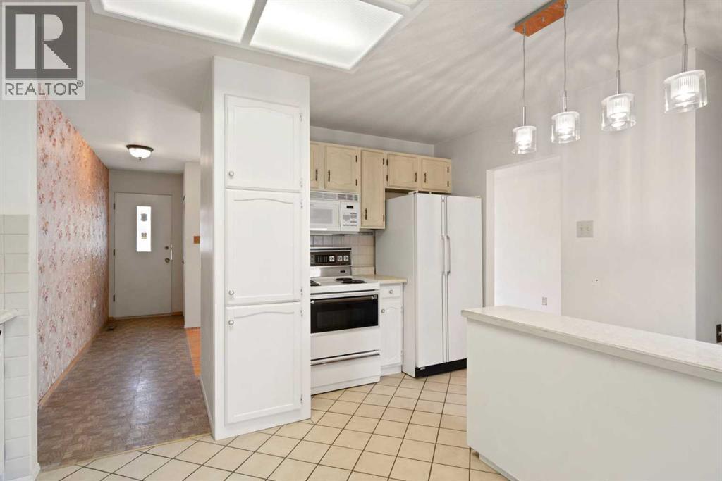 5316 Thorncliffe Drive Nw, Calgary, Alberta  T2K 2Z3 - Photo 14 - A2264598