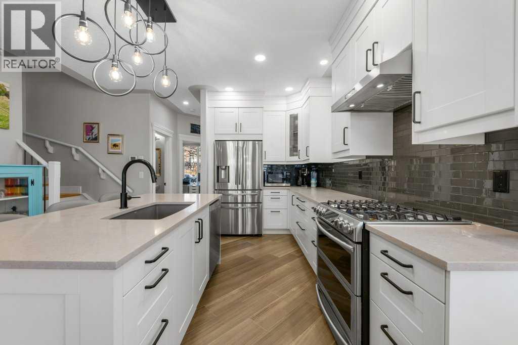 615 10 Avenue Ne, Calgary, Alberta  T2E 0X9 - Photo 3 - A2265690