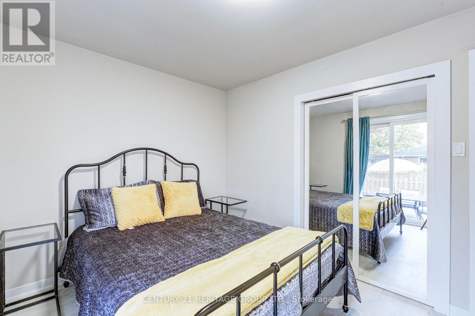 82 Harrison Drive, Newmarket (Bristol-London), Ontario  L3Y 4P4 - Photo 25 - N12495592