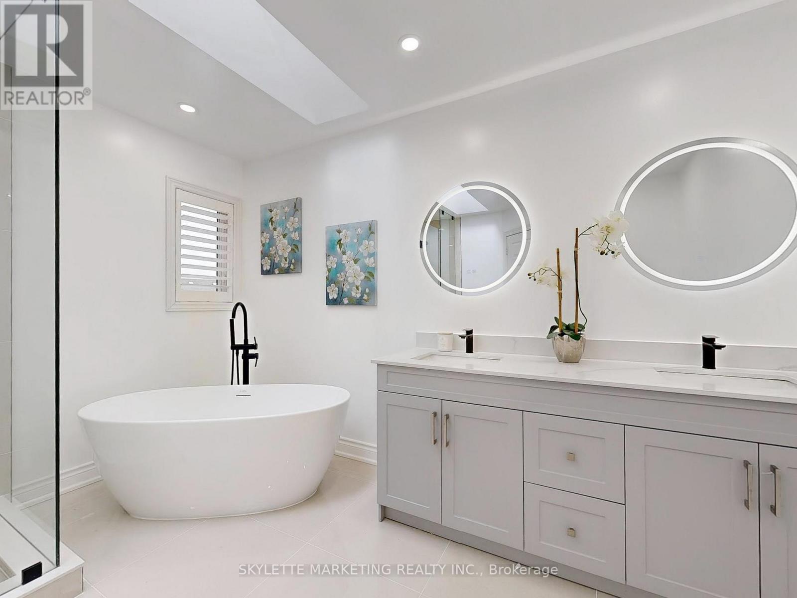 28 Garland Crescent S, Richmond Hill, Ontario  L4S 1X1 - Photo 22 - N12492904