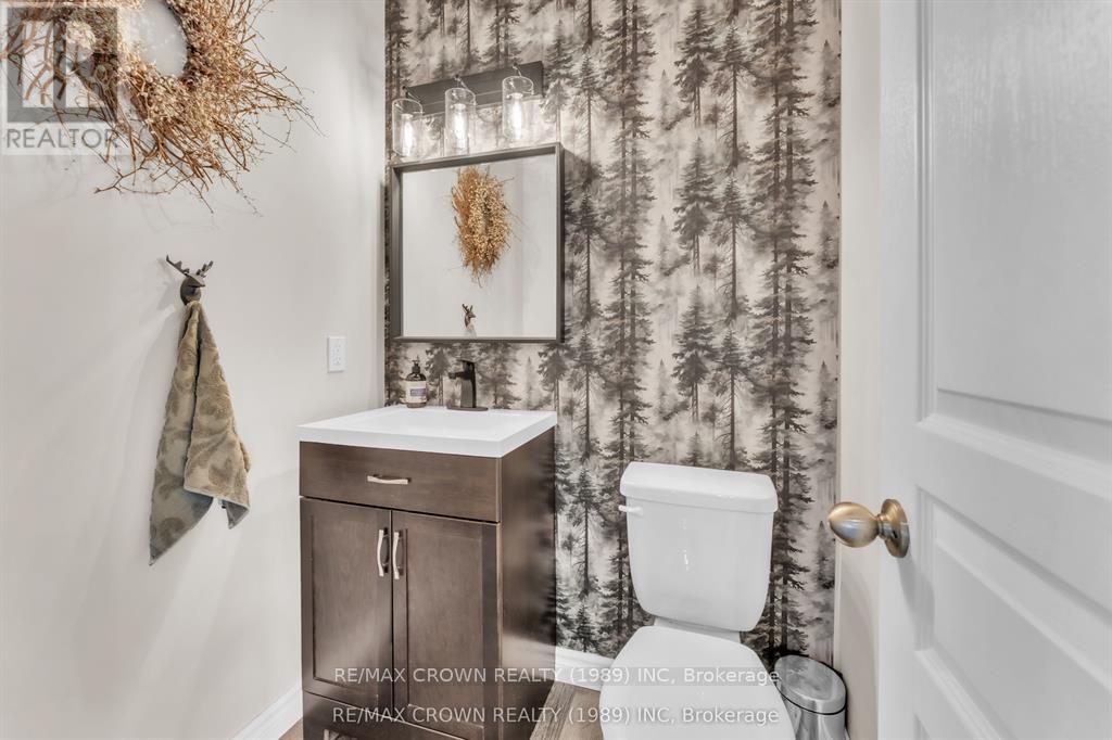 28 Maple Ridge Road, Nipissing, Ontario  P0H 1W0 - Photo 18 - X12495684